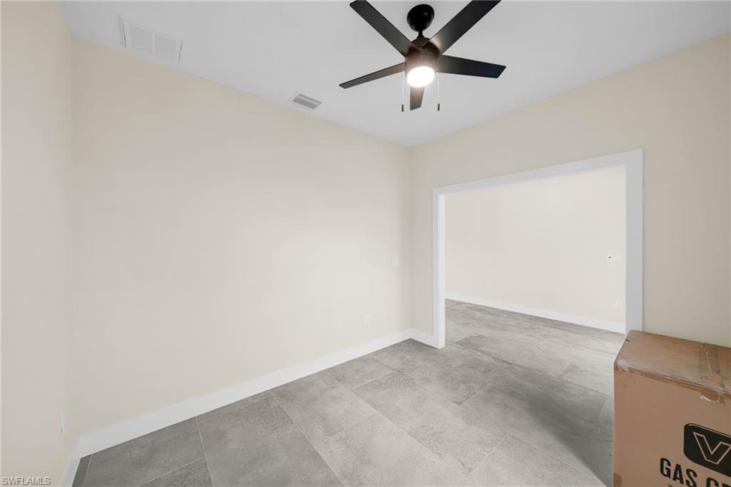 810 Carlfield Ave Property Photo 35