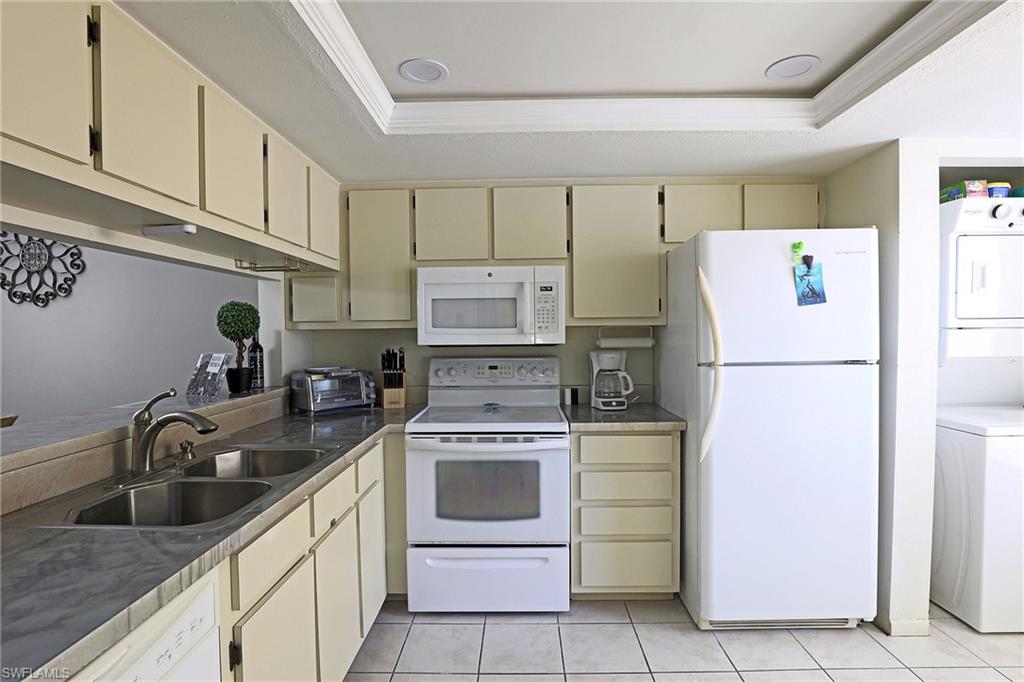 15178 Parkside Dr 103 Property Photo 13