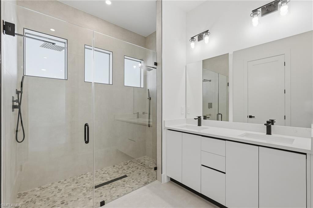 2305 Sw 15th Pl Property Photo 26