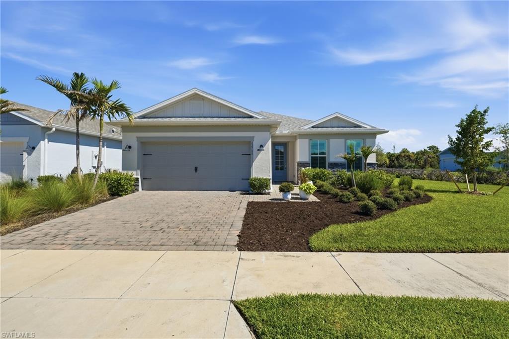 42780 Valley Brooks ST Property Photo 1