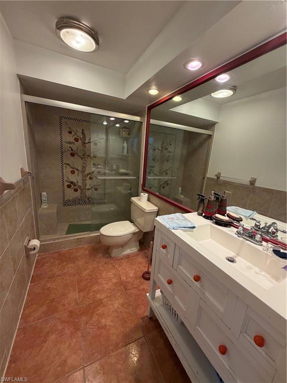 126 Oakside St Property Photo 16