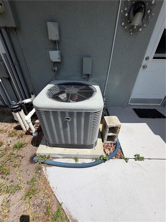 126 Oakside St Property Photo 29