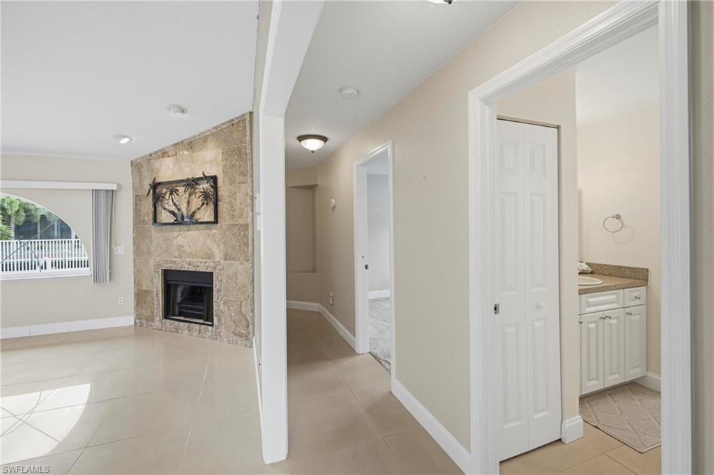 1409 Sw 43rd Ter Property Photo 24