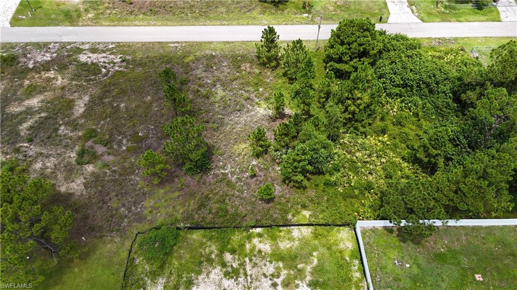 1404 Venice Ave N Property Photo 8