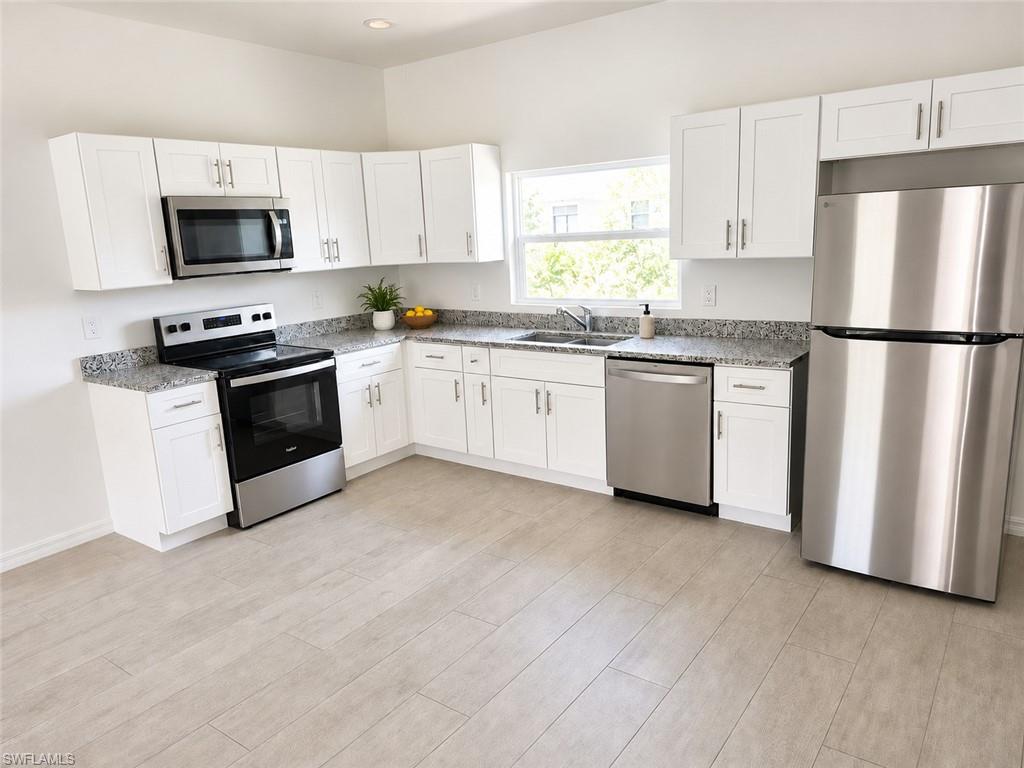 763 Puccini Ave S Property Photo 3