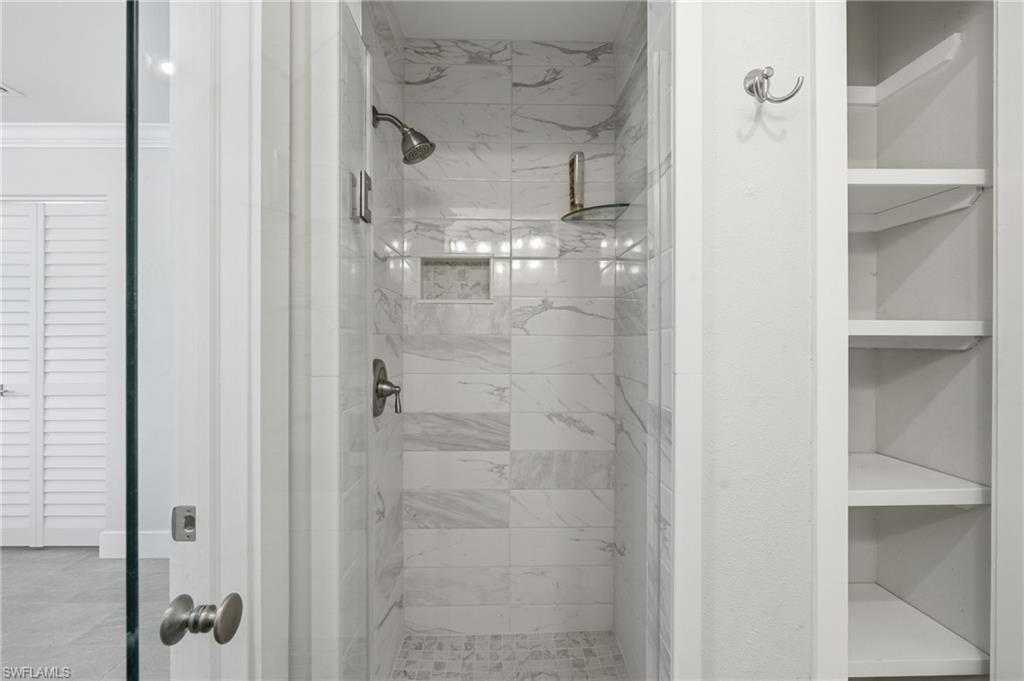 345 Donora Blvd Property Photo 6