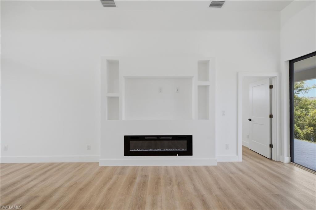 2929 Diplomat Pkwy W Property Photo 8