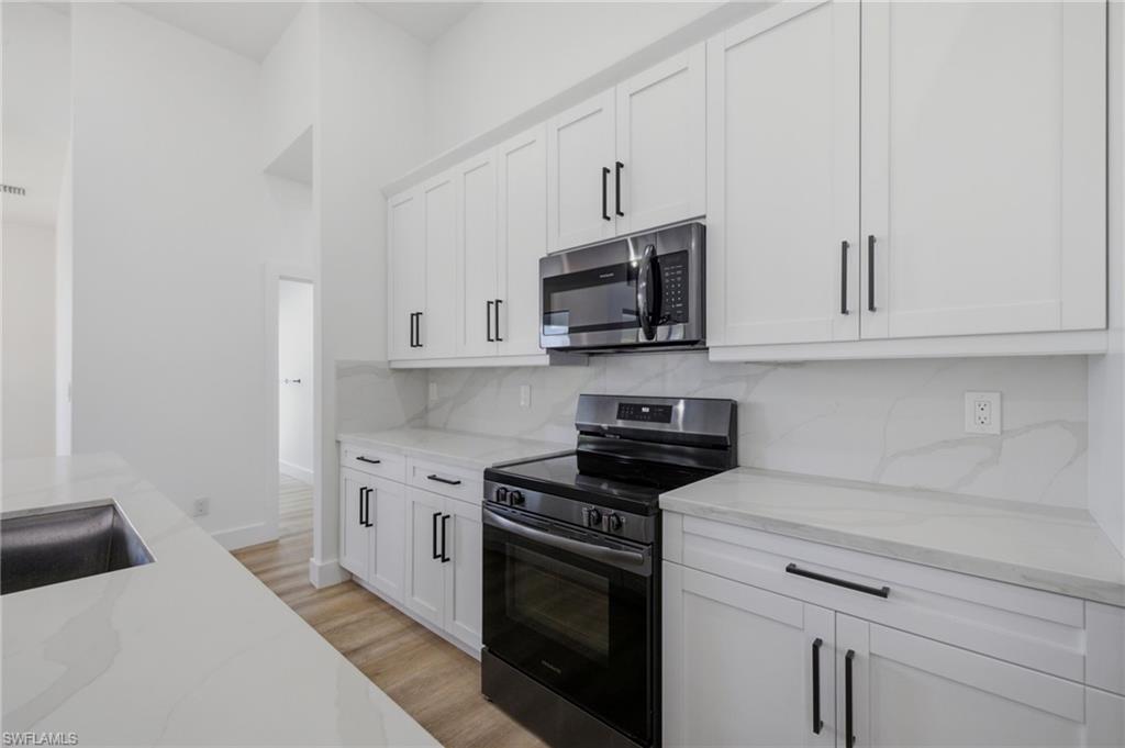 2929 Diplomat Pkwy W Property Photo 16