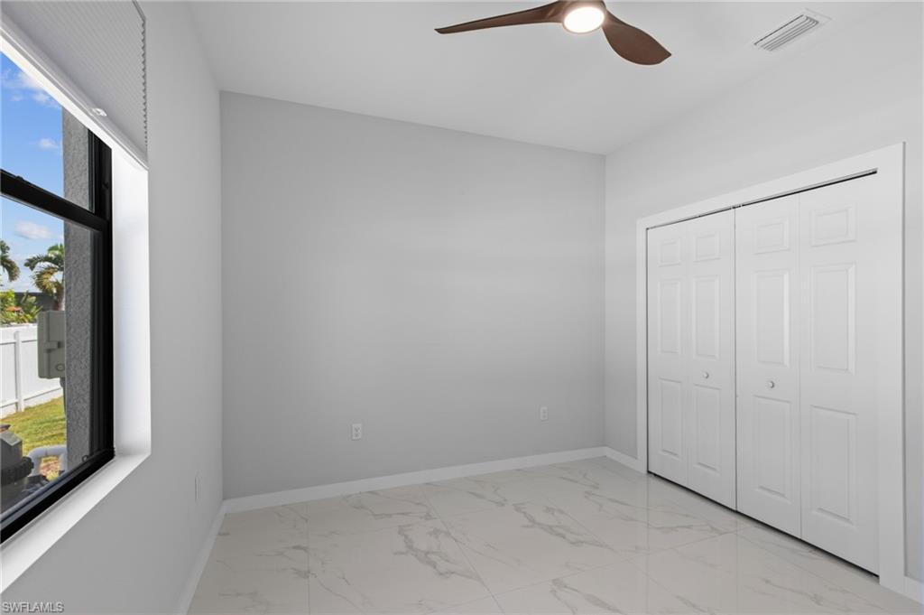 3921 Nw 40th Ln Property Photo 25