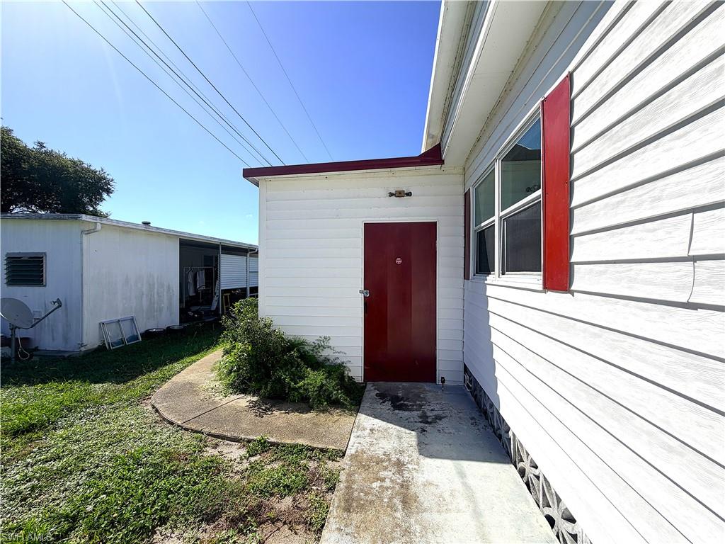 139 Gaslight Ave Property Photo 21