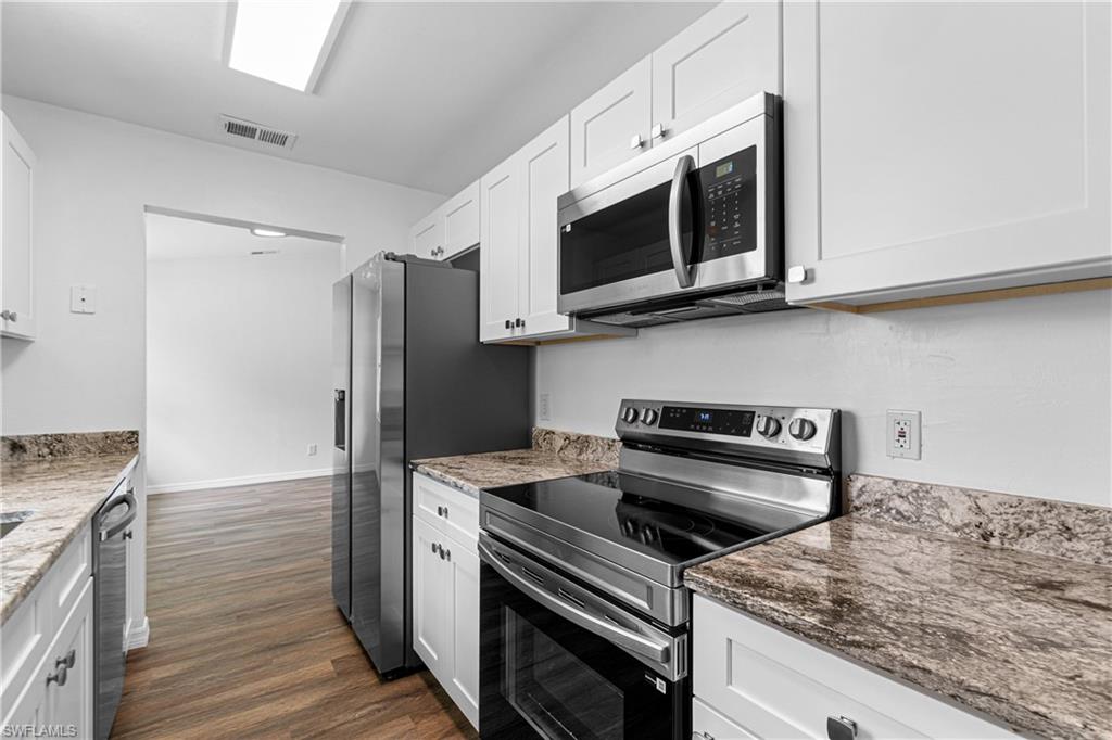 2816 Economy St Property Photo 11