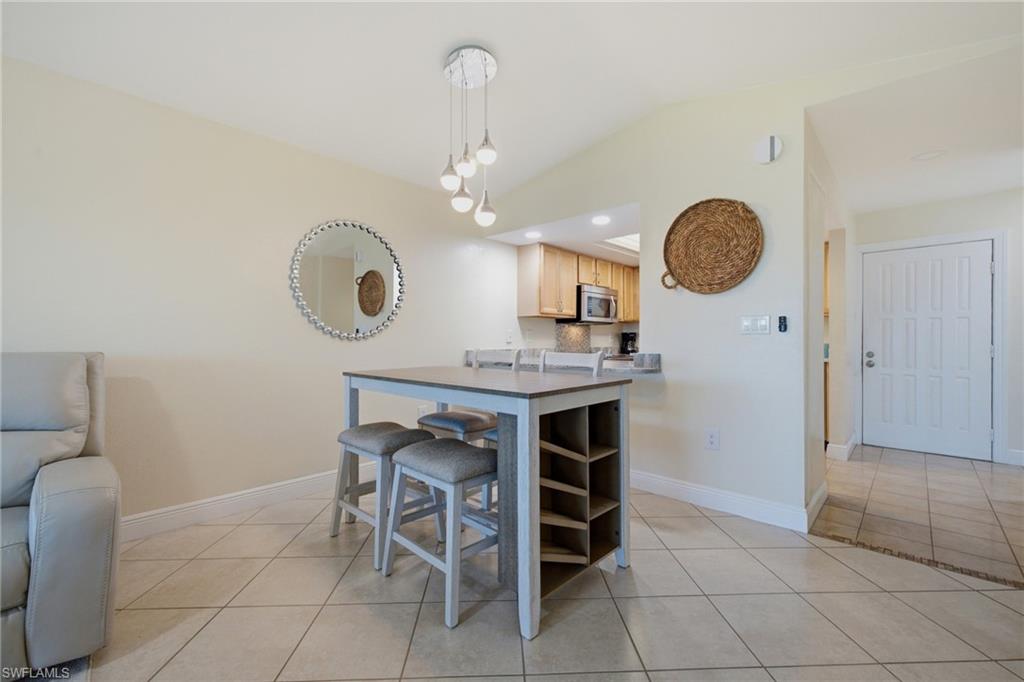 808 Cape Coral Pkwy W 201 Property Photo 6