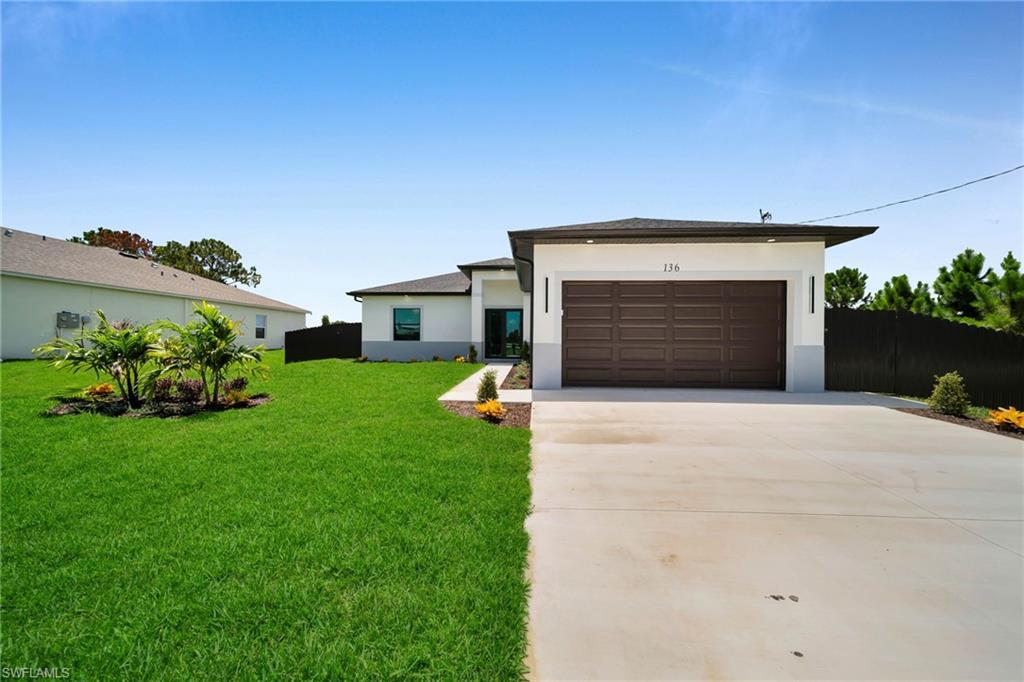 136 Pageant St Property Photo 2