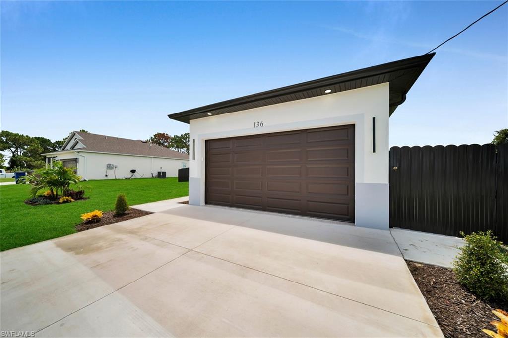 136 Pageant St Property Photo 6