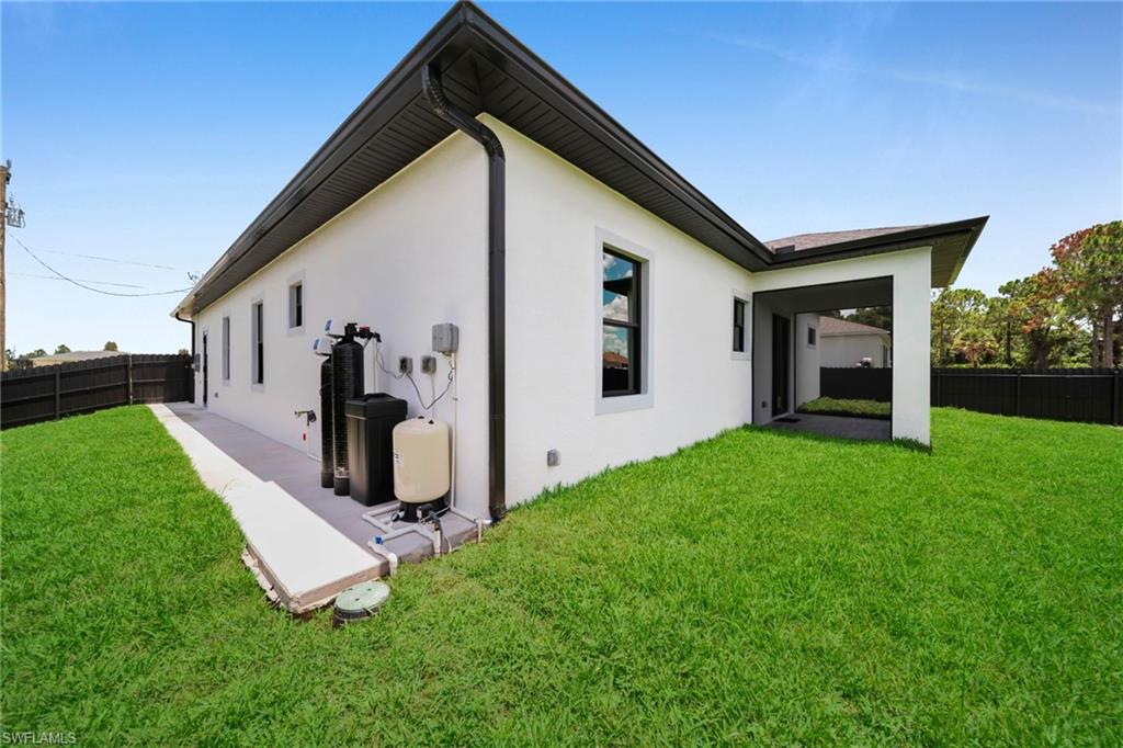 136 Pageant St Property Photo 41