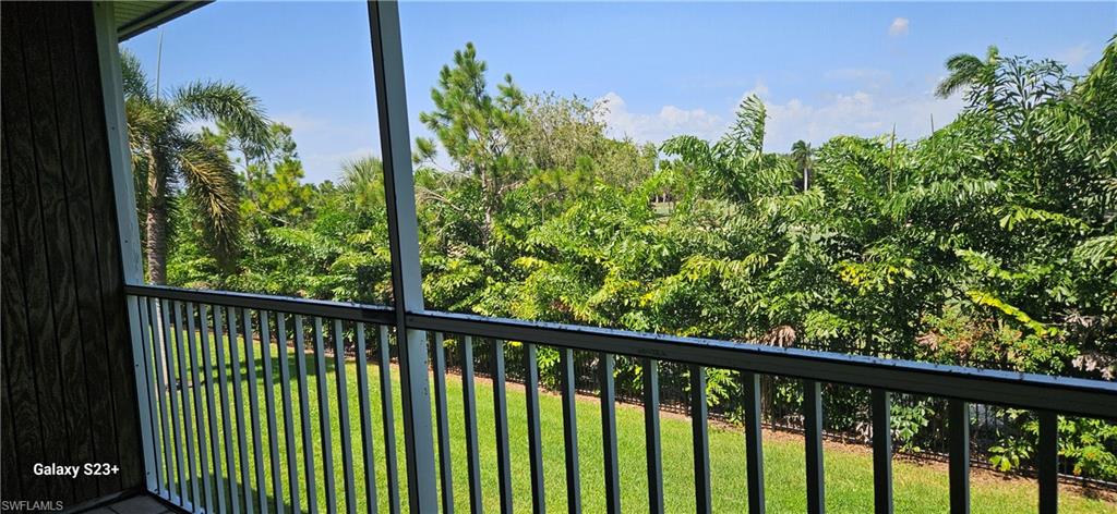 6777 Winkler Rd 266 Property Photo 4