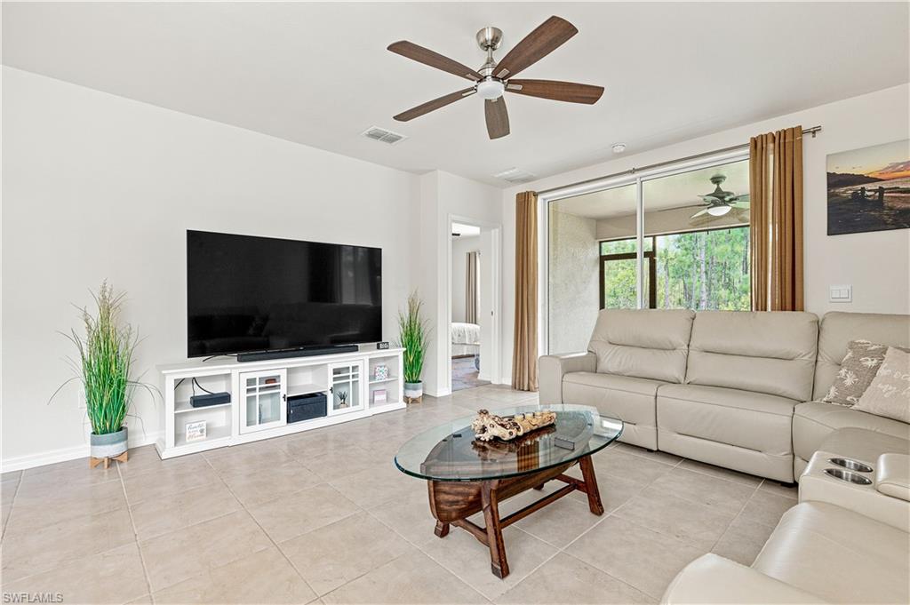 20587 Plumwood Loop Property Photo 3