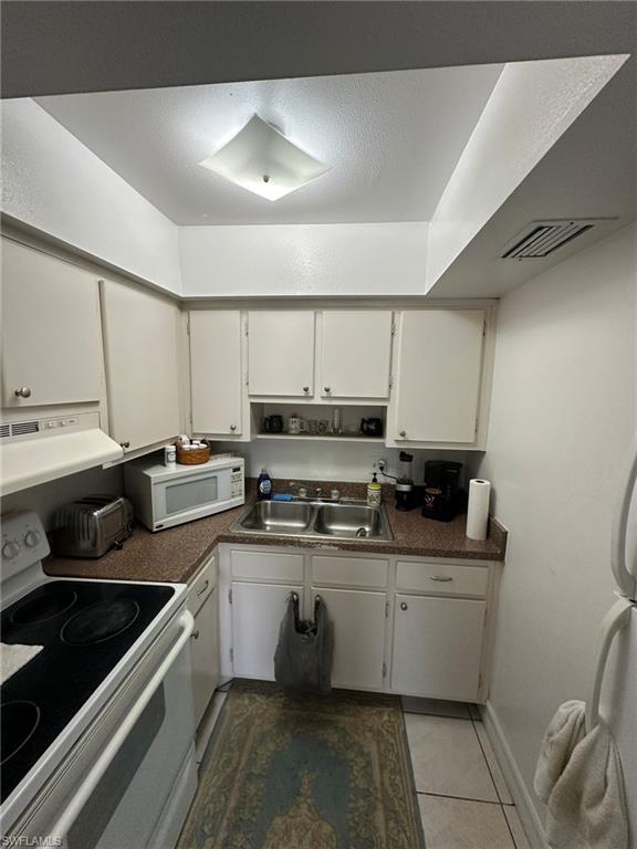 1830 Maravilla Ave 317 Property Photo 8