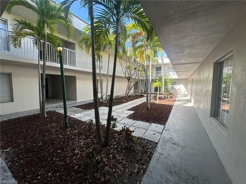 1830 Maravilla Ave 713 Property Photo 2