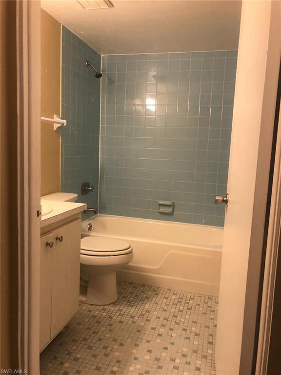 1830 Maravilla Ave 713 Property Photo 11