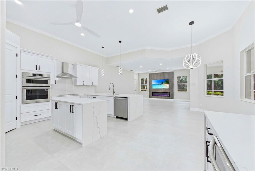 1817 Lagoon Ln Property Photo 15