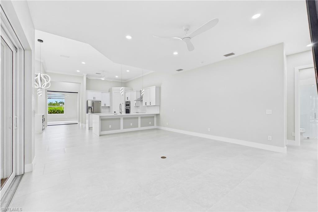 1817 Lagoon Ln Property Photo 24