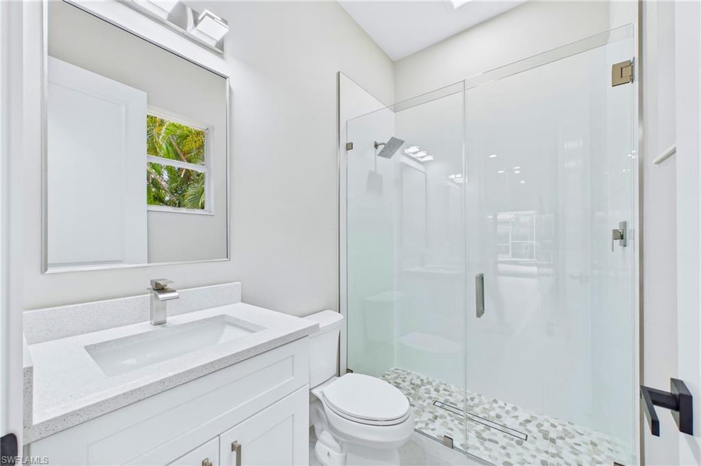 1817 Lagoon Ln Property Photo 37
