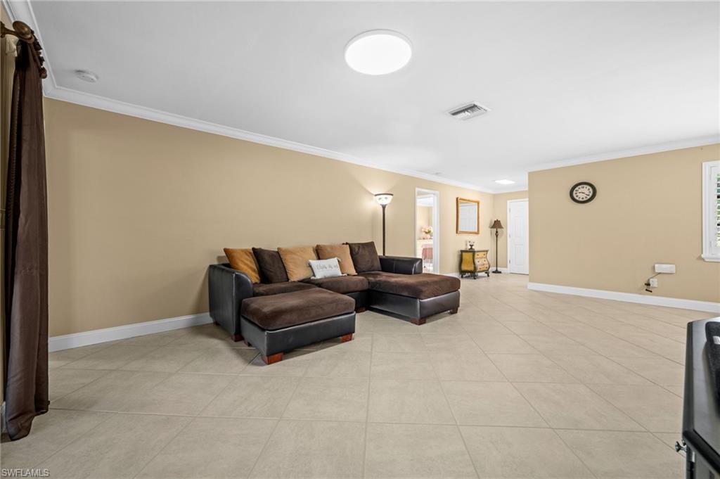 4165 Prestwick Ct Property Photo 11