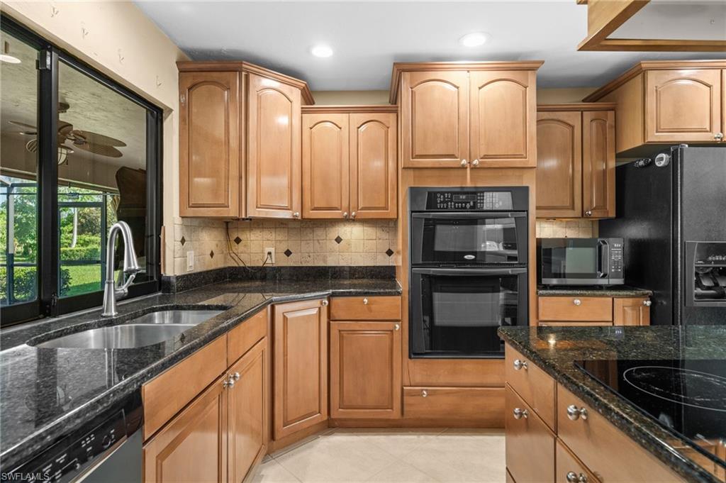 4165 Prestwick Ct Property Photo 15