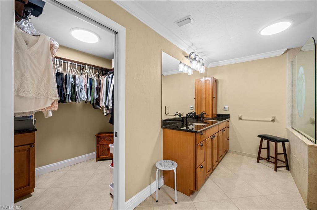 4165 Prestwick Ct Property Photo 23