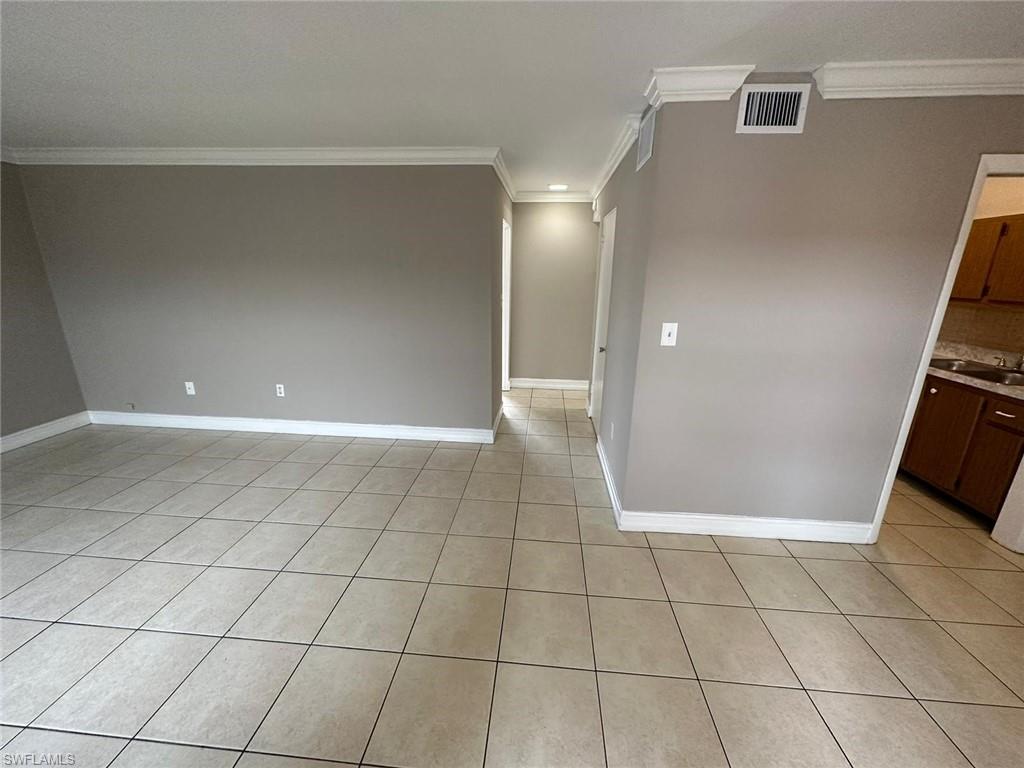 1830 Maravilla Ave 210 Property Photo 4