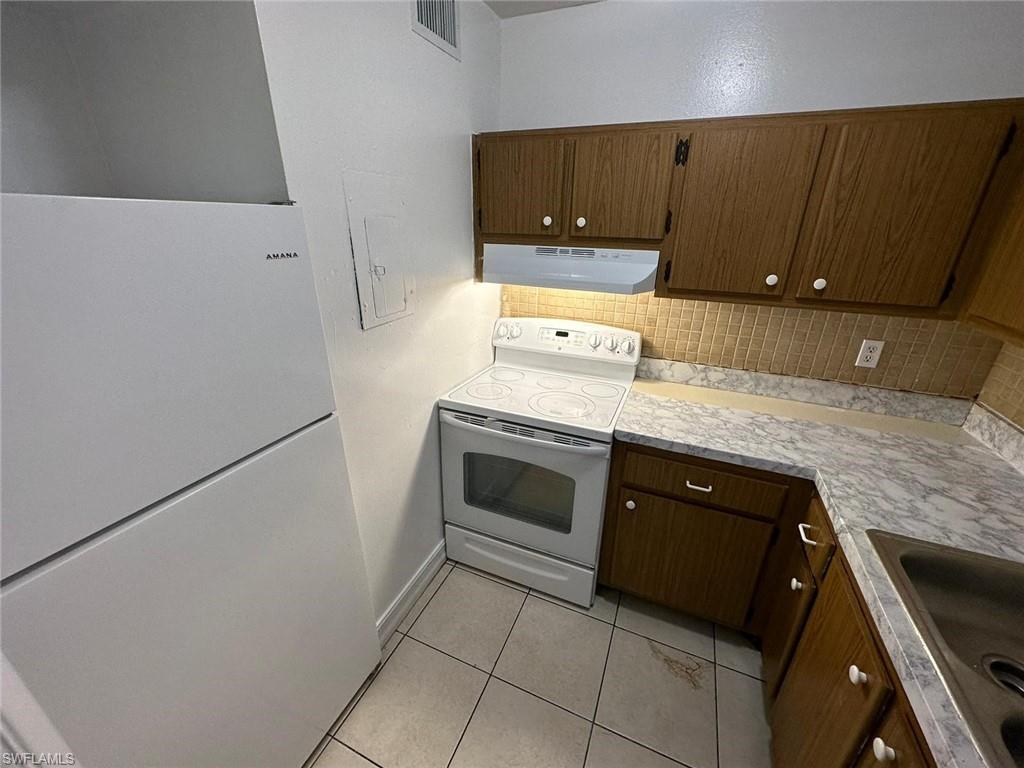 1830 Maravilla Ave 210 Property Photo 10