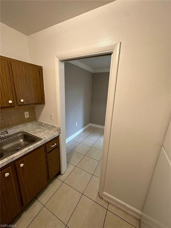 1830 Maravilla Ave 210 Property Photo 11
