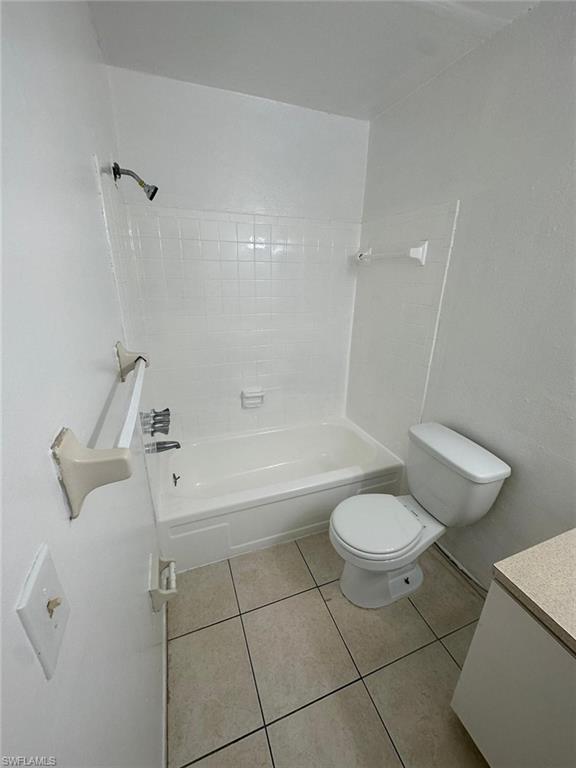 1830 Maravilla Ave 210 Property Photo 20