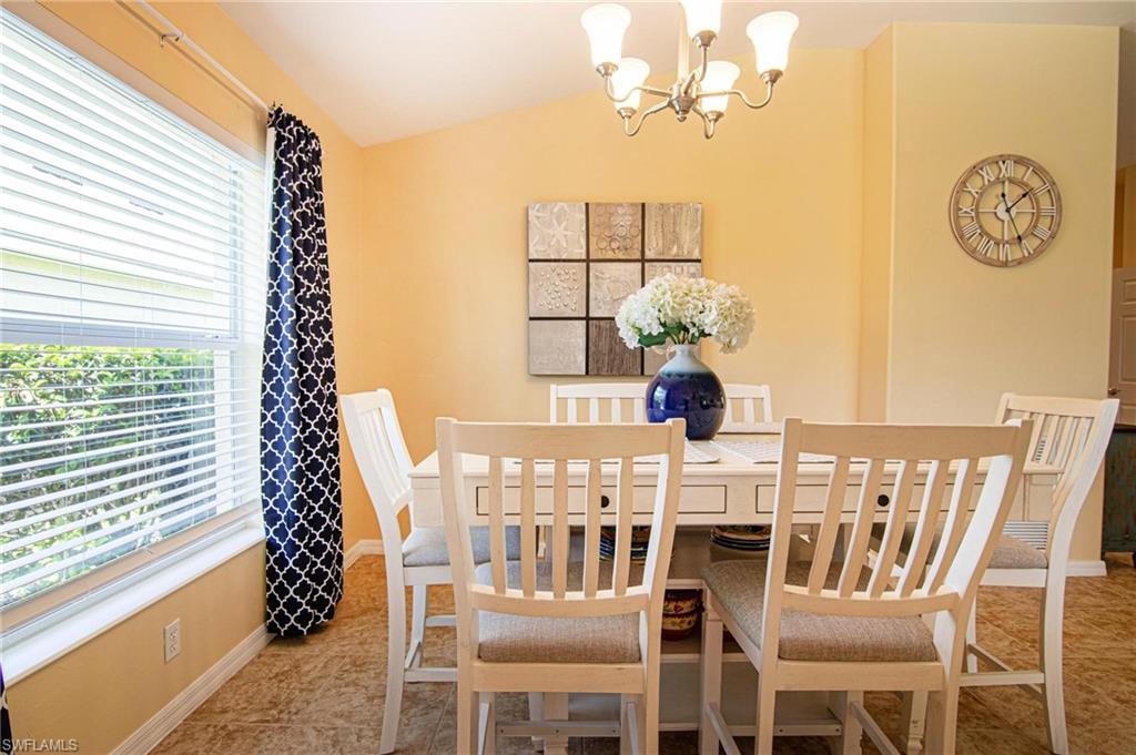 2436 Woodbourne Pl Property Photo 6
