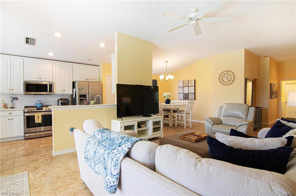 2436 Woodbourne Pl Property Photo 8