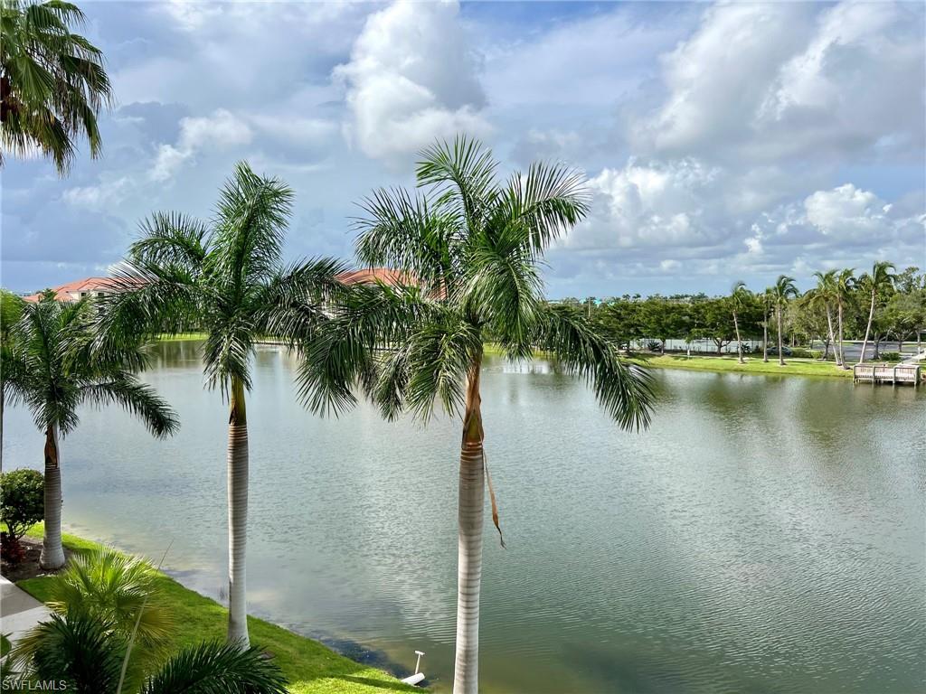 20061 Sanibel View Cir 204 Property Photo 3