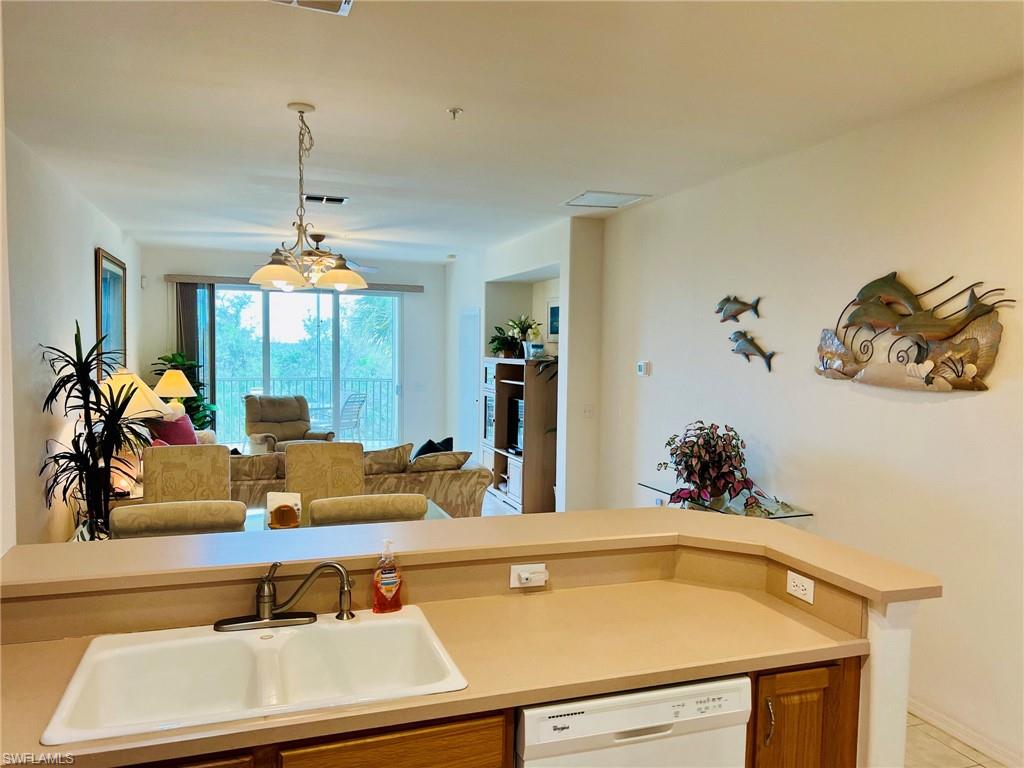 20061 Sanibel View Cir 204 Property Photo 13