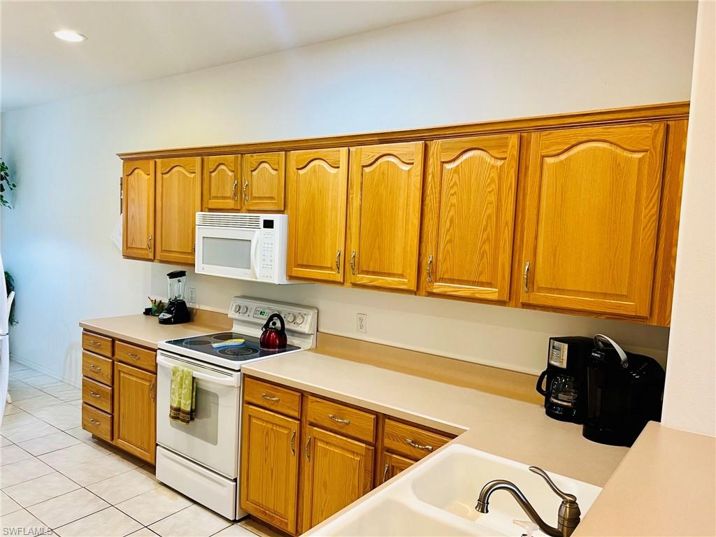 20061 Sanibel View Cir 204 Property Photo 15