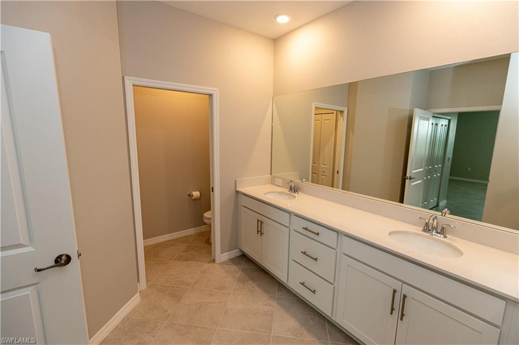 15908 Green Acres Ave 4421 Property Photo 9