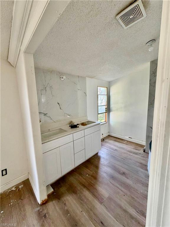 7204 Paul Howard Dr Property Photo 13
