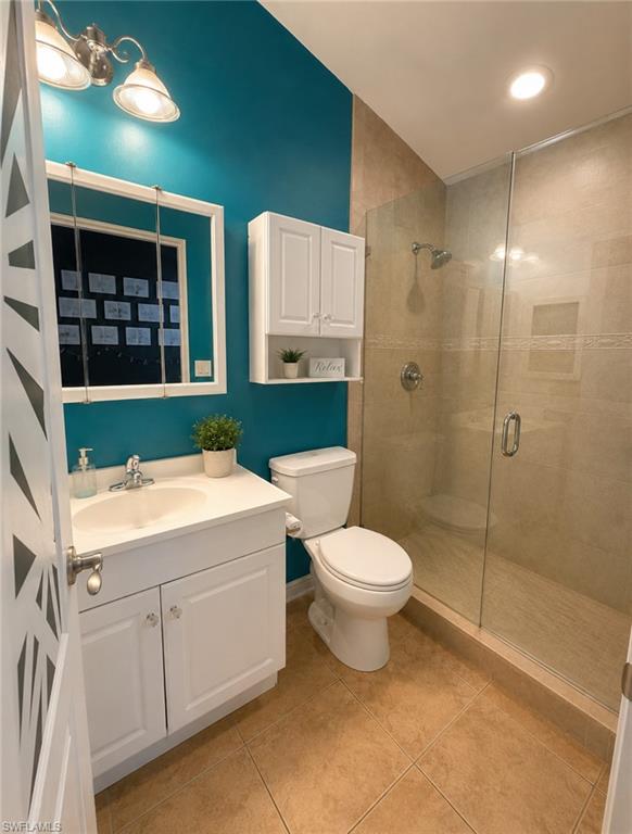 416 Candlewick Cir S Property Photo 12