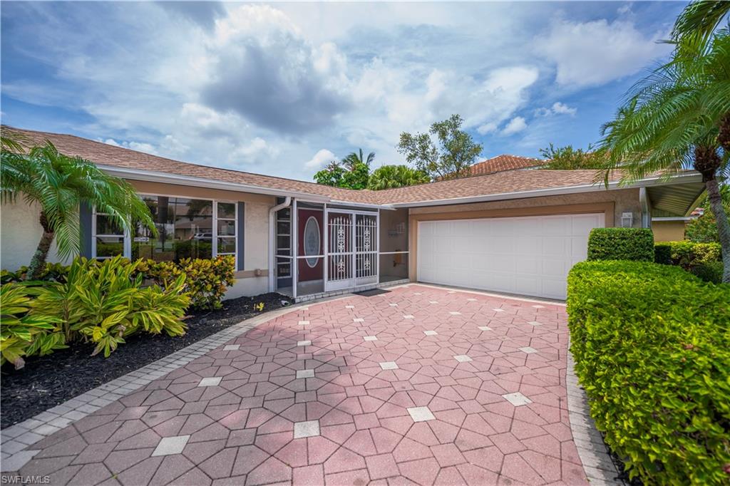 412 Cape Coral Pkwy W Property Photo 5