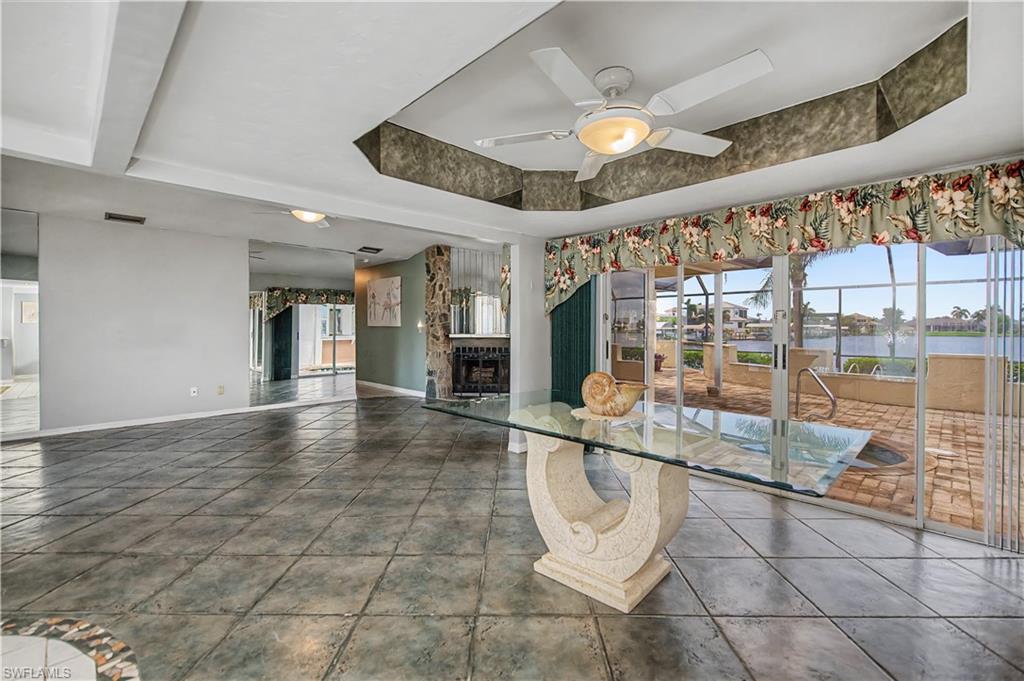 412 Cape Coral Pkwy W Property Photo 9