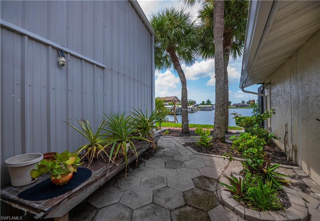 412 Cape Coral Pkwy W Property Photo 35
