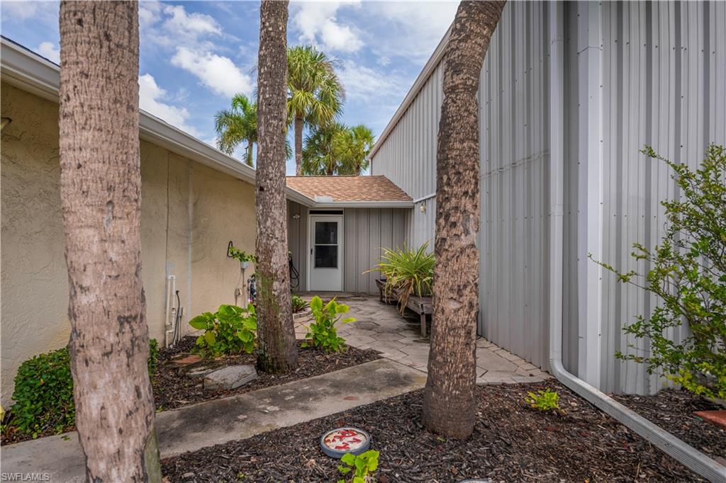 412 Cape Coral Pkwy W Property Photo 36
