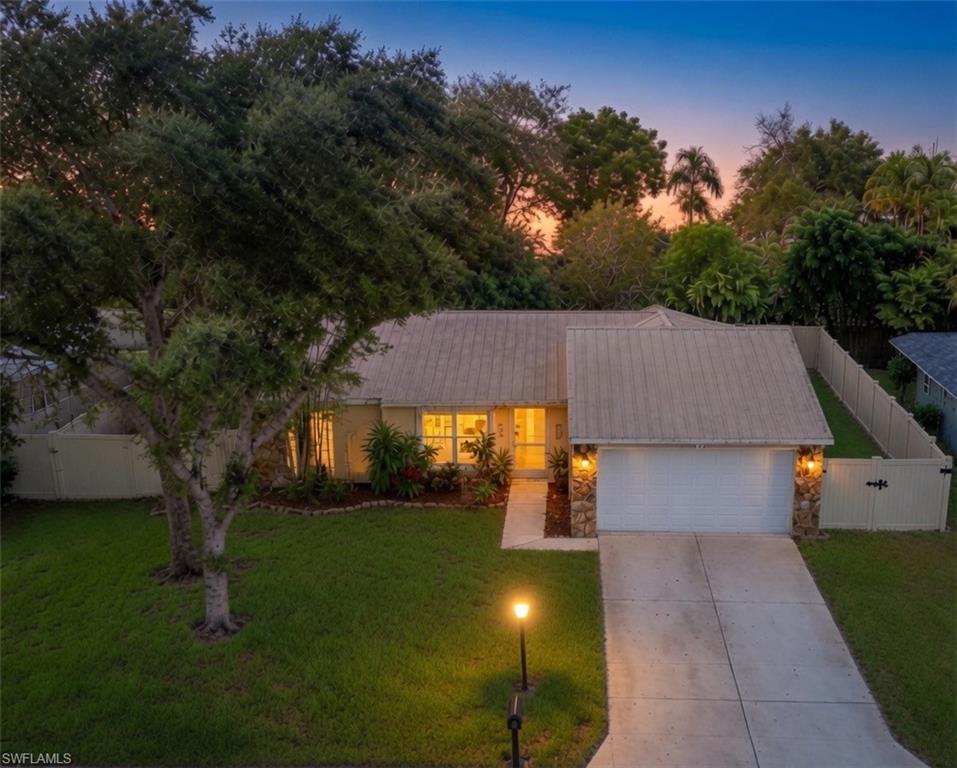 15818 Key Grass Ln Property Photo 27