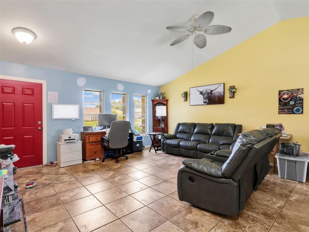 209 Ne 9th Ct Property Photo 21