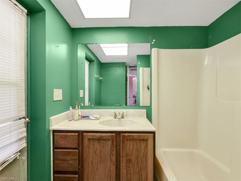 209 Ne 9th Ct Property Photo 24