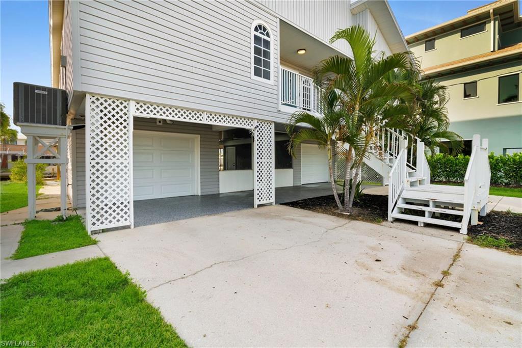 261 Egret St Property Photo 9
